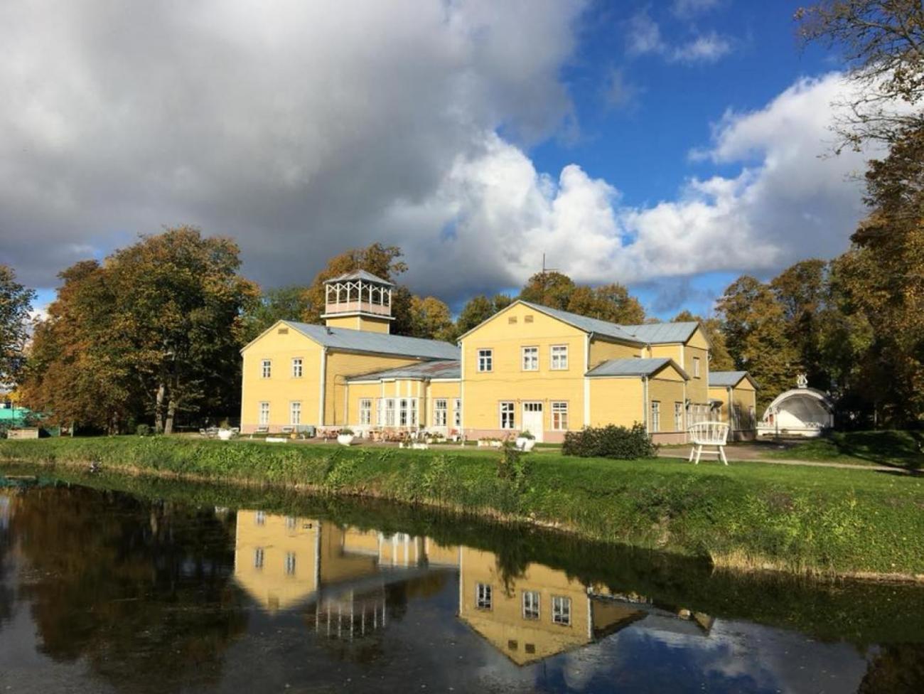 Kuursaal Guesthouse Kuressaare Zewnętrze zdjęcie